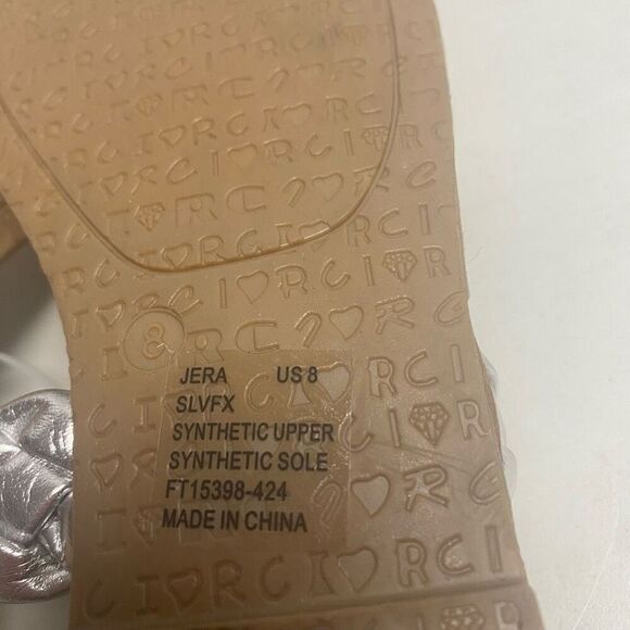 ROCK & CANDY by Zigi Jera Braided Silver Slip On Sandals Size 8 New With Defects - Picture 3 of 11